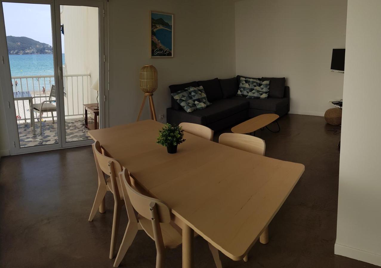 Les Pieds Dans L'O - Appartement 50M2 Front De Mer Saint-Cyr-sur-Mer Exterior photo